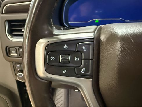 Used 2024 Chevrolet Suburban LT w/ Luxury Package AWD/4WD image 20