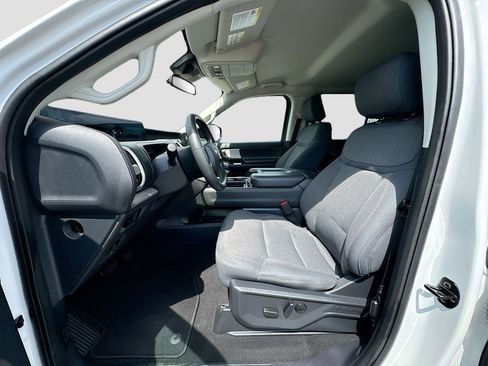 Certified 2025 Ford Expedition Active RWD image 23
