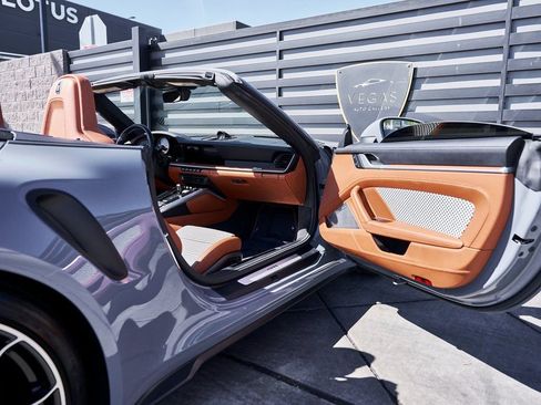 Used 2024 Porsche 911 Turbo S image 27