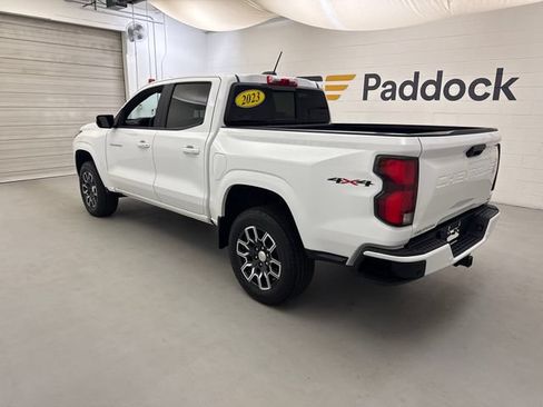 Used 2023 Chevrolet Colorado LT w/ LT Convenience Package III AWD/4WD image 3