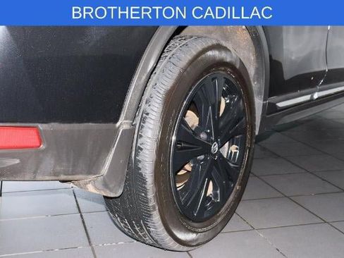 Used 2017 Nissan Rogue SL image 13