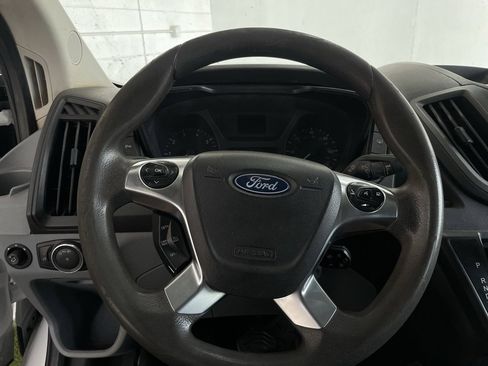Used 2018 Ford Transit 350 XL image 22