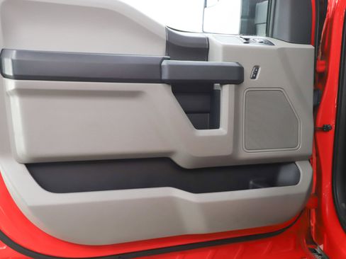 Used 2018 Ford F150 XL w/ Equipment Group 101A Mid image 13