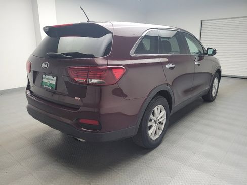Used 2019 Kia Sorento AWD image 9