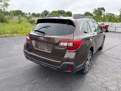 Used 2019 Subaru Outback 2.5i Limited AWD/4WD image 8