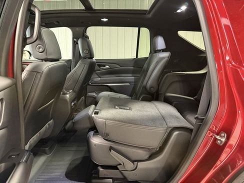 New 2026 Chevrolet Traverse Z71 w/ LPO, Floor Liner Package image 31