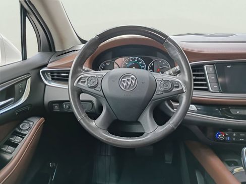 Used 2019 Buick Enclave Avenir w/ Avenir Technology Package AWD/4WD image 4