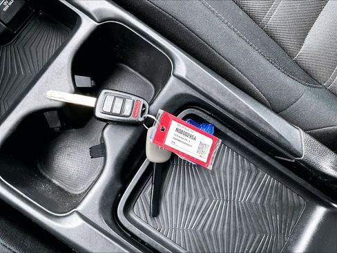 Used 2018 Honda CR-V LX image 30