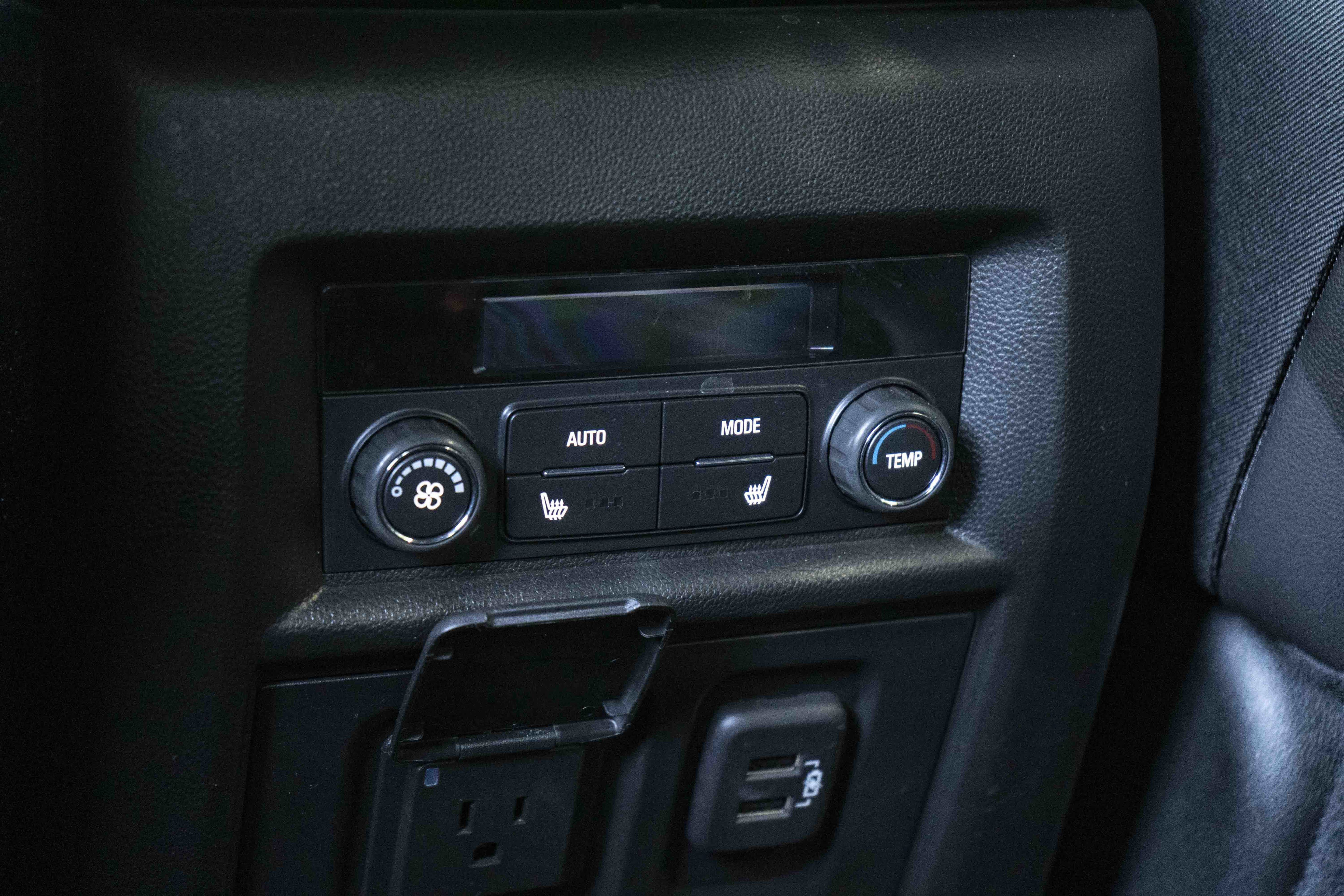 Used 2023 Chevrolet Traverse High Country w/ LPO, Floor Liner Package FWD image 45