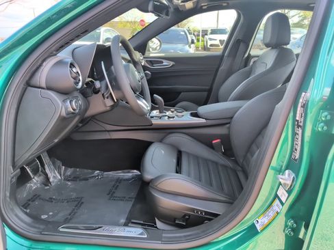 New 2026 Alfa Romeo Giulia AWD image 21