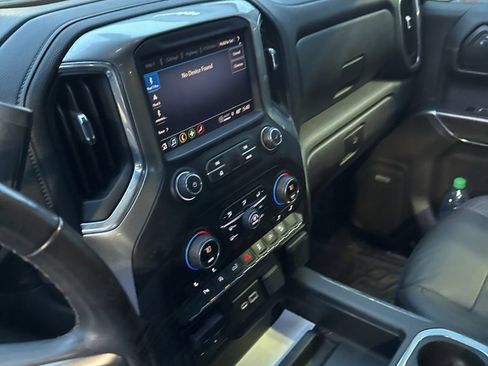 Used 2021 Chevrolet Silverado 1500 LT Trail Boss w/ Convenience Package II image 6