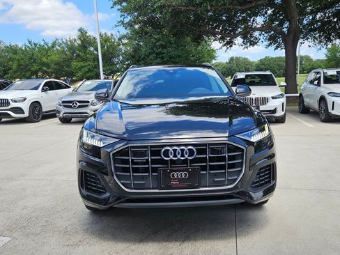 Used 2023 Audi Q8 Premium w/ Convenience Package AWD/4WD image 2