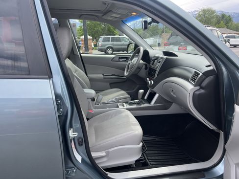Used 2011 Subaru Forester 2.5X Limited w/ Popular Equipment Group 7B AWD/4WD image 10