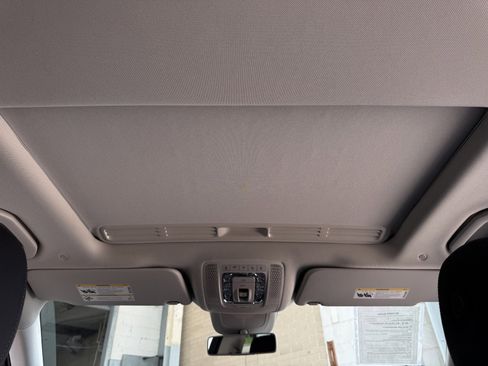 Certified 2020 Mercedes-Benz GLE 450 4MATIC image 4