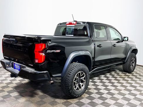 Used 2023 Chevrolet Colorado ZR2 AWD/4WD image 7