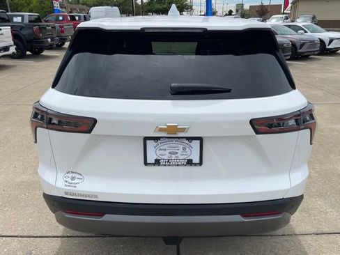 Certified 2026 Chevrolet Equinox LT FWD image 6