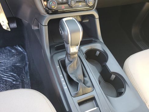 New 2025 Ford Ranger XLT w/ Equipment Group 301A High image 17