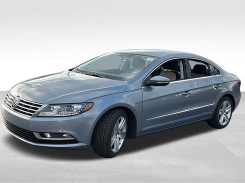 Used 2013 Volkswagen CC Sport image 3