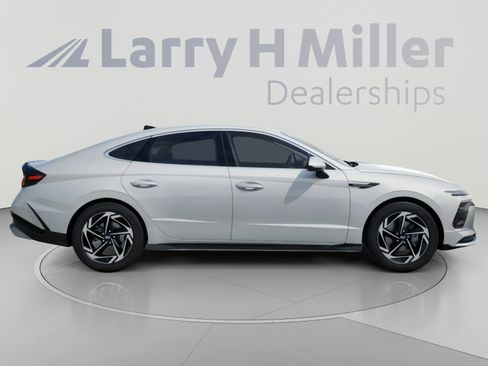 New 2026 Hyundai Sonata SEL FWD image 7