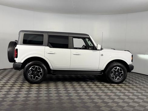 Used 2025 Ford Bronco Outer Banks AWD/4WD image 7