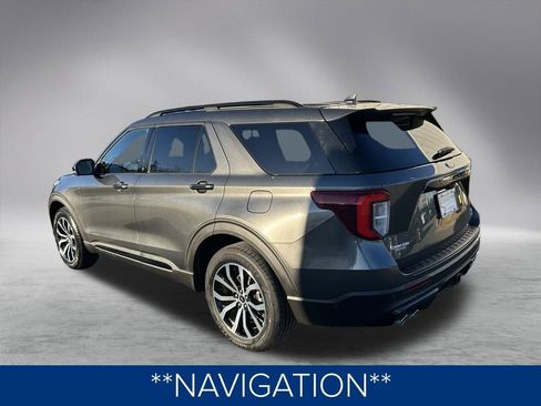 Used 2020 Ford Explorer ST w/ Premium Technology Package image 12