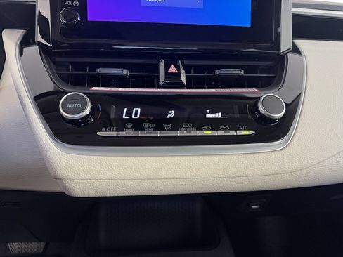 New 2026 Toyota Corolla LE FWD image 3