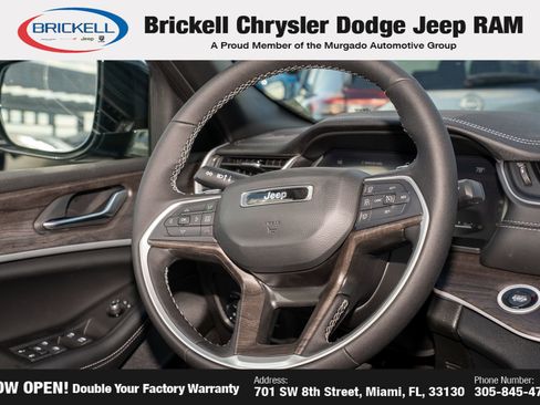 New 2025 Jeep Grand Cherokee L Limited image 24