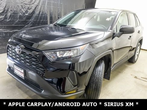 Certified 2022 Toyota RAV4 LE image 4