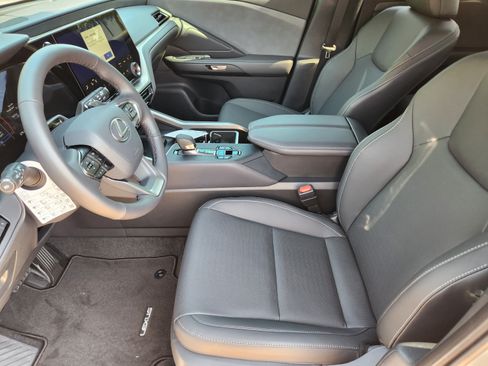 New 2026 Lexus TX 350 AWD image 8