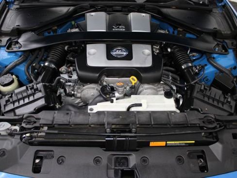 Used 2009 Nissan 370Z Coupe w/ Sport Pkg RWD image 24
