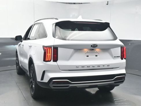 Used 2021 Kia Sorento SX image 6