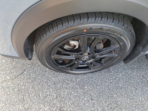 Used 2023 Nissan Kicks SR w/ SR Premium Package image 30