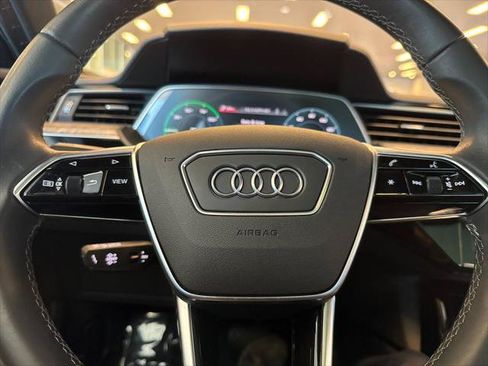 Certified 2024 Audi Q8 e-tron Premium AWD/4WD image 31