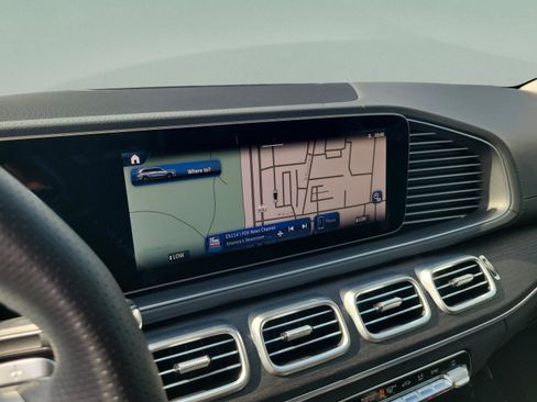 Certified 2026 Mercedes-Benz GLS 450 4MATIC image 47
