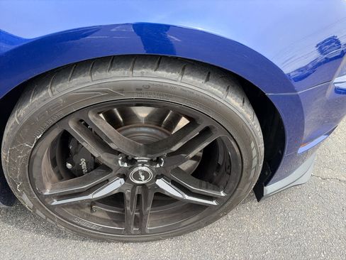 Used 2014 Ford Mustang Shelby GT500 w/ Equipment Group 821A RWD image 4