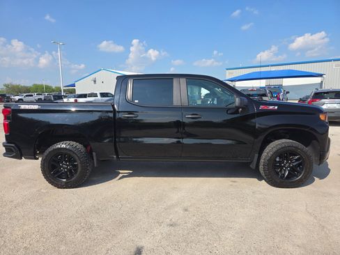 Used 2021 Chevrolet Silverado 1500 Custom Trail Boss w/ LPO, Dark Essentials Package AWD/4WD image 2