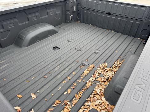 Used 2024 GMC Sierra 2500 AT4 w/ AT4 Premium Plus Package image 34