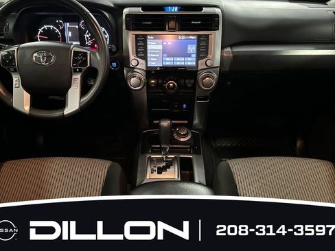 Used 2022 Toyota 4Runner SR5 AWD/4WD image 13