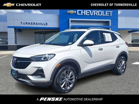 Certified 2022 Buick Encore GX Essence w/ Experience Buick Package AWD/4WD image 1