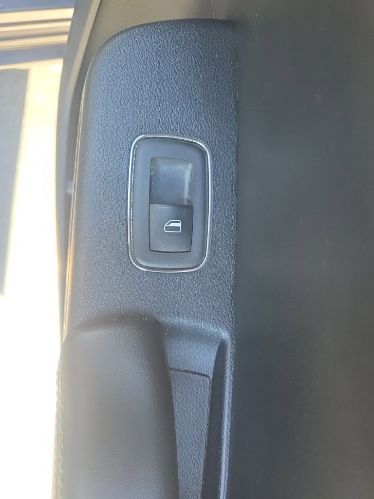Used 2016 Chrysler 300 S w/ 300S Premium Group RWD image 28