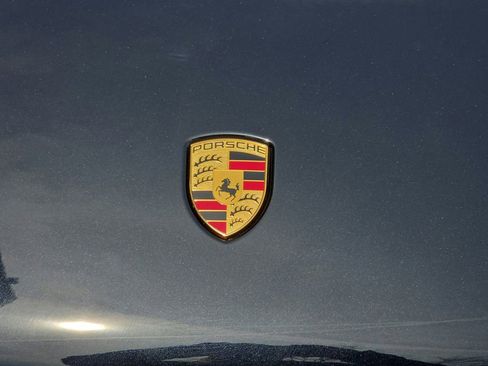 New 2026 Porsche Macan image 27