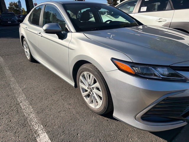 Used 2021 Toyota Camry LE FWD image 1