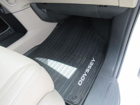 Used 2022 Honda Odyssey Touring image 11