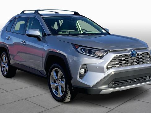 Used 2021 Toyota RAV4 Limited image 2