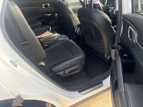 Certified 2022 Kia Sorento SX FWD image 11
