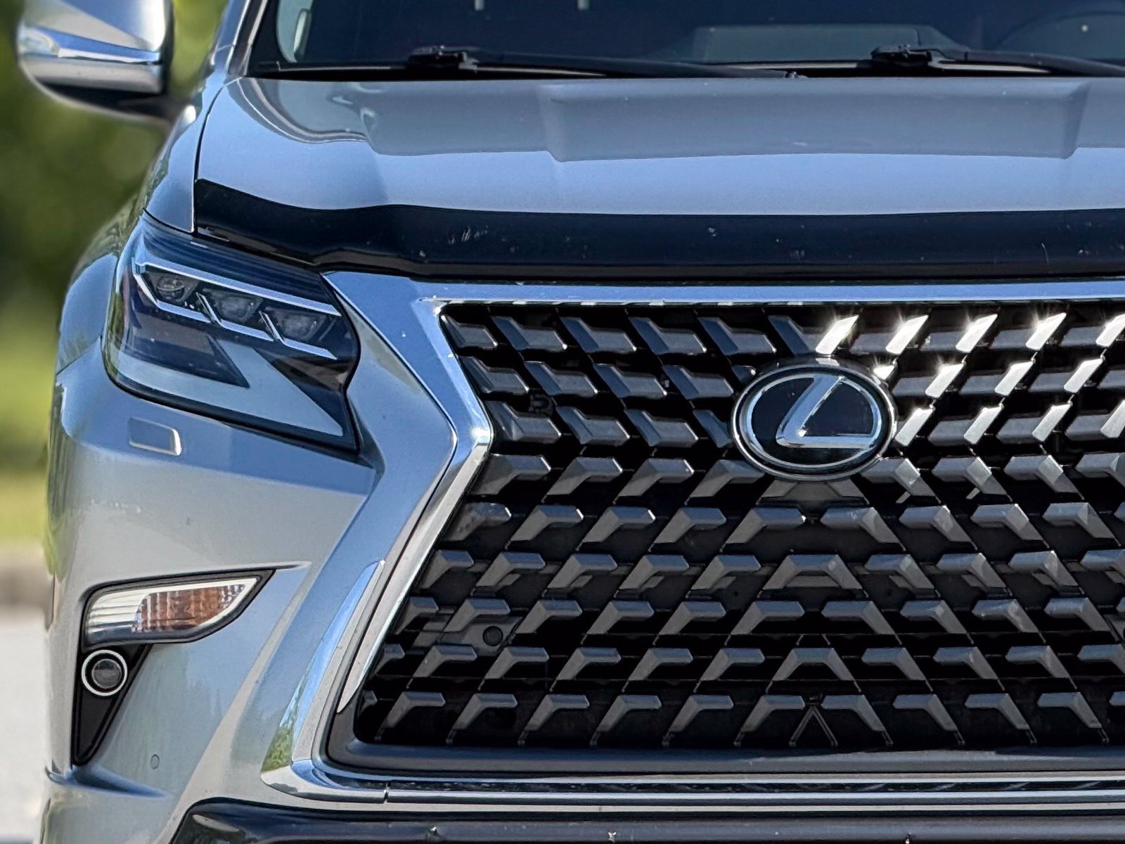 Used 2021 Lexus GX 460 Premium w/ Accessory Package AWD/4WD image 14