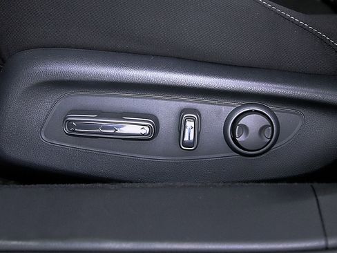 Certified 2025 Honda Accord SE image 20