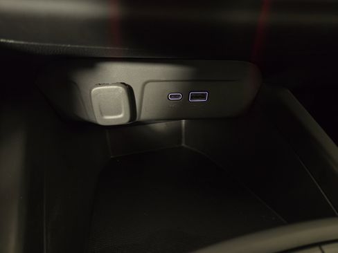 Certified 2024 Chevrolet Trax RS image 27