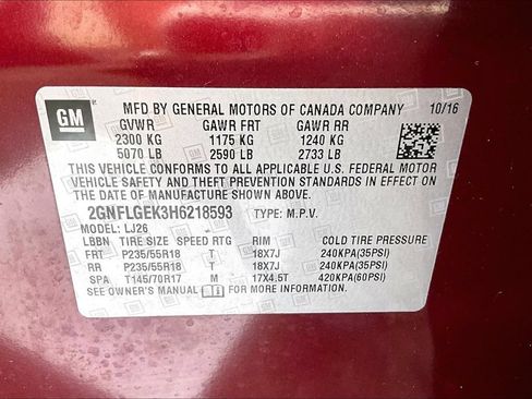 Used 2017 Chevrolet Equinox Premier w/ Enhanced Convenience Package AWD/4WD image 18