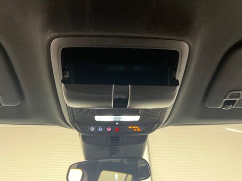 Used 2025 GMC Acadia Elevation image 64